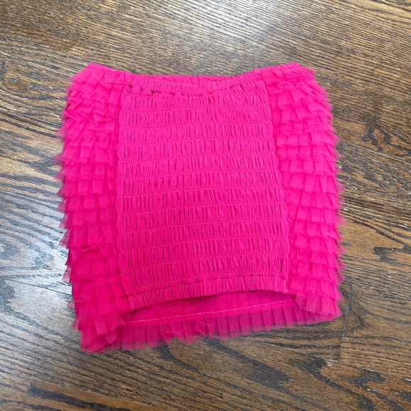 NWT Urban Outfitters pink ruffled cropped tube top - Picture 4 of 8